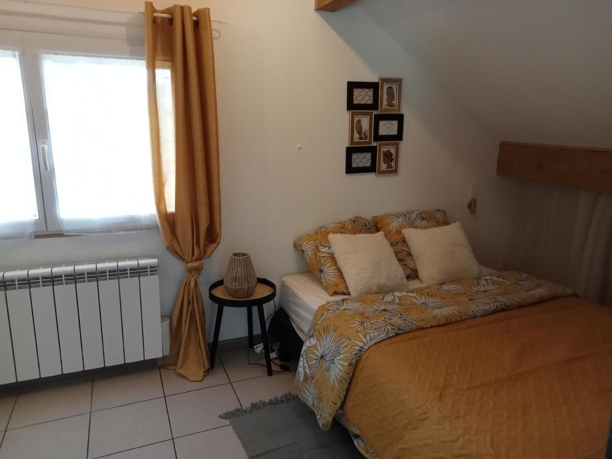 Appartement Dans Notre Maison Domessin Eksteriør bilde